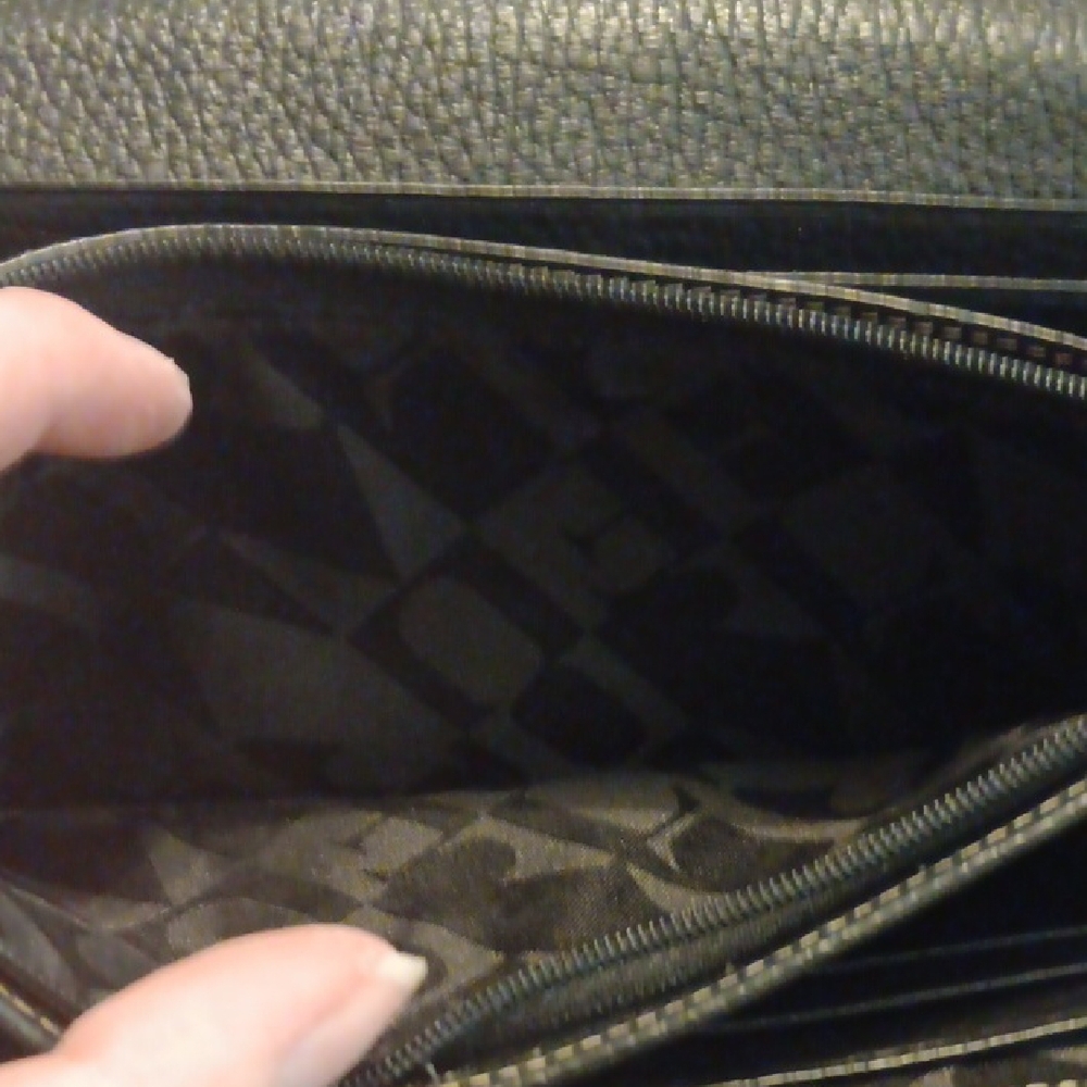 Furla Black Textured Leather Wallet EUC No Callouts - Picture 8 of 8